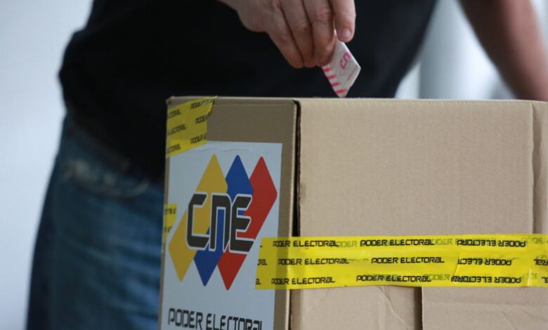 Fotos/ Así se desarrollan las elecciones regionales y legislativas