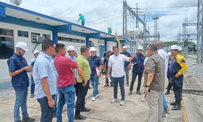 Ministro Márquez inspecciona instalaciones eléctricas de Apure