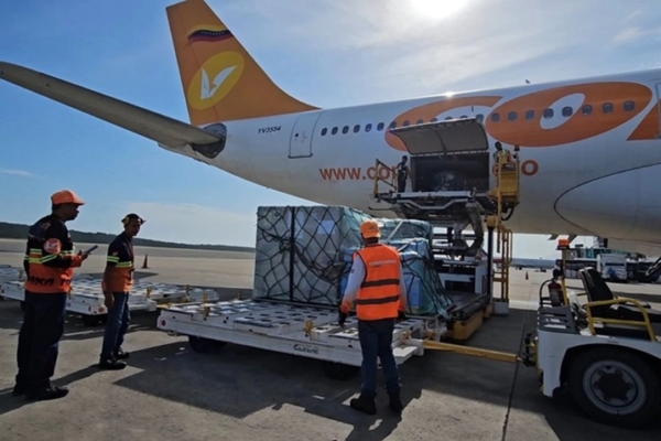 Más de dos millones de vacunas llegaron a Venezuela desde Irán