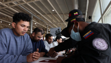 Retornan a Venezuela 203 migrantes procedentes de EE.UU.