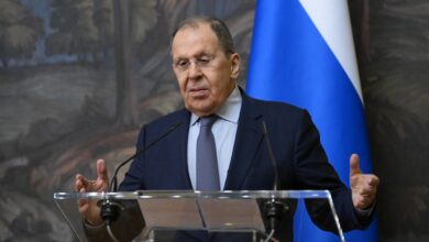 Lavrov califica de "decisión suicida" el veto europeo a la energía rusa