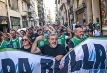 Ministro argentino se vanagloria por cesantear a 50 mil trabajadores