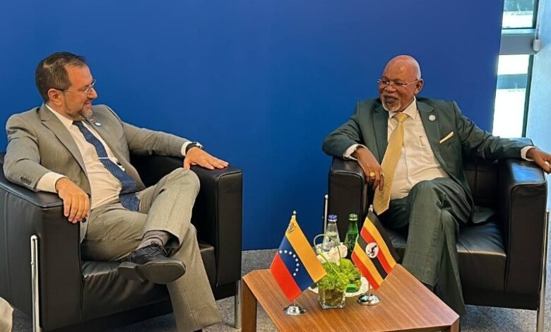 Venezuela y Uganda avanzan en acuerdos de cooperación en áreas clave