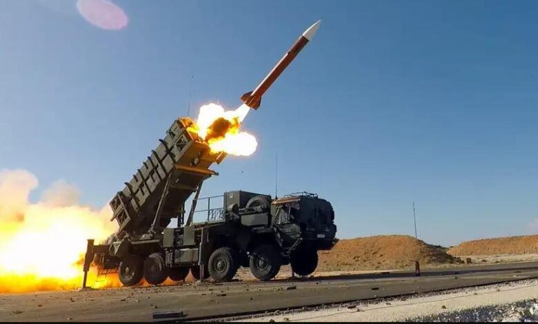 Trump anuncia envío de misiles Patriot a Ucrania y dice que UE los pagará