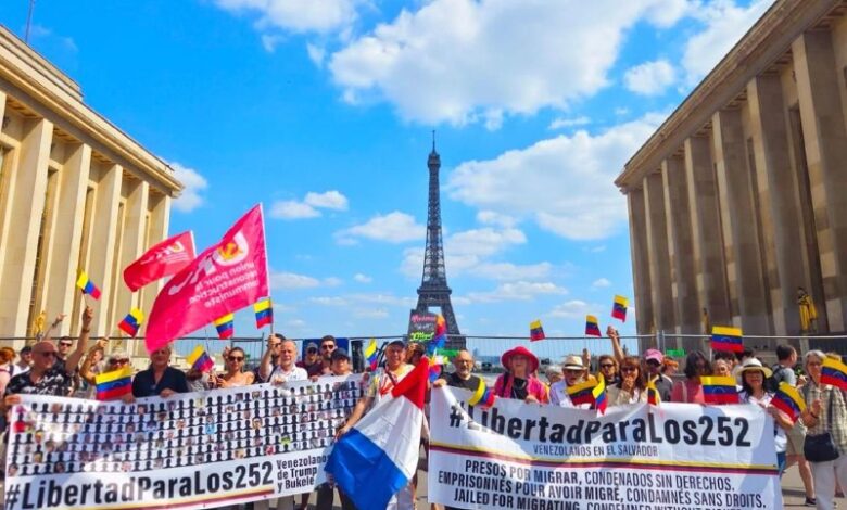 París alza su voz por los 252 venezolanos secuestrados en El Salvador