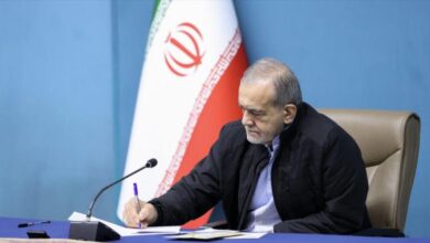 Presidente de Irán suspende cooperación con AIEA