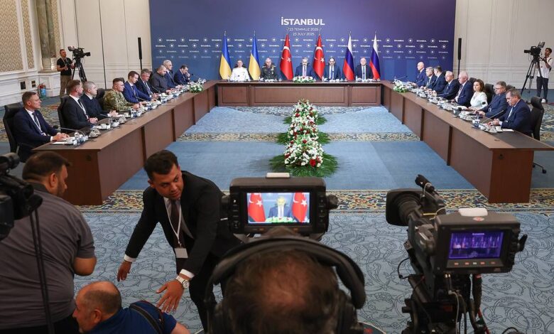 Rusia y Ucrania acuerdan intercambiar prisioneros militares y civiles