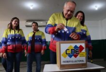 Cabello tras sufragar: La votación es rápida y el país está en absoluta calma