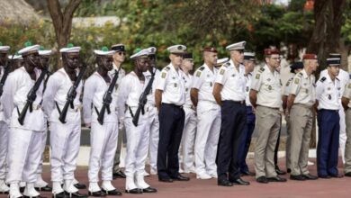 Francia entrega oficialmente sus últimas bases militares en Senegal