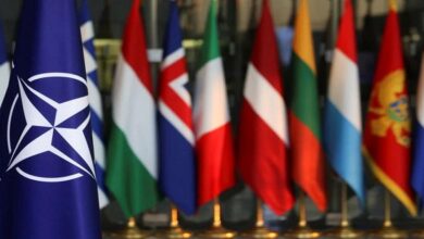 El ministro de Asuntos Exteriores de Rusia, Serguéi Lavrov, ha advertido este lunes acerca de "una rebelión" que se está fraguando en la OTAN