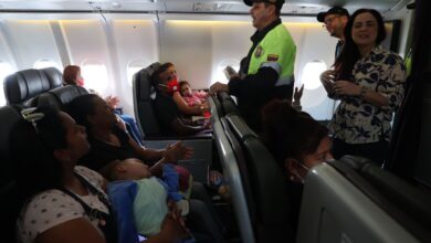 Más de 300 venezolanos regresan desde México