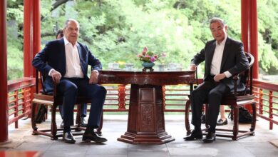 Lavrov y Wang Yi analizaron las relaciones con EE. UU. y Ucrania en Pekín