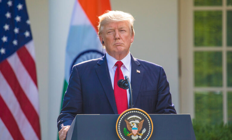 Trump impone arancel del 25 % a la India y una "multa" por comerciar con Rusia