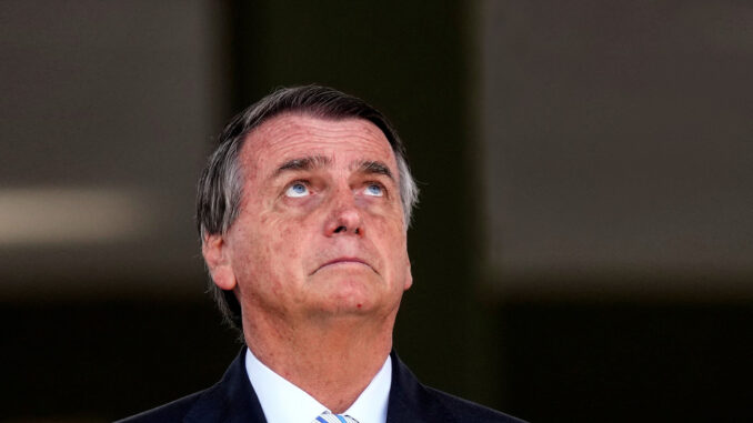 Fiscalía de Brasil pide condena de Bolsonaro por trama golpista