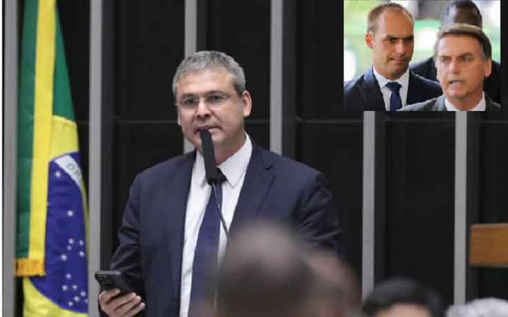 Califican en Brasil a hijo de Bolsonaro de traidor a la patria