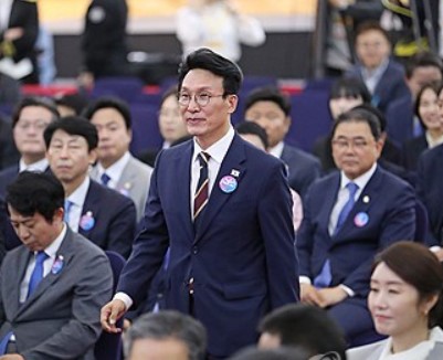 Parlamento surcoreano aprueba nombramiento de Kim Min-seok como primer ministro