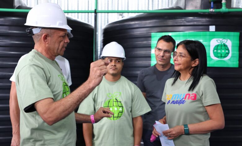 Vicepresidenta Rodríguez inspecciona planta socialista agroecológica en Catia