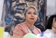 Candidata Jeannette Jara lidera encuestas en Chile, pero disminuye su ventaja