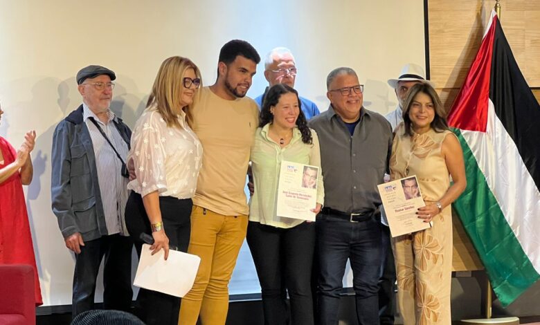 La Radio del Sur recibe Premio Aníbal Nazoa 2025 en Categoría Radio
