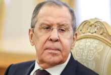 Canciller de Rusia rechaza acusaciones de amenazas a Europa