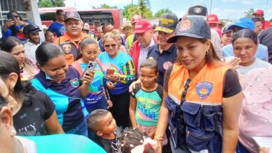 Gobernadora del estado Bolívar atendió afectados por crecida del río Orinoco