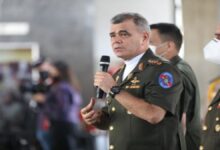 Padrino López: La jornada electoral se desarrolla en paz