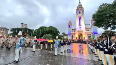 Venezuela conmemora con júbilo 242 años del natalicio de El Libertador Simón Bolívar