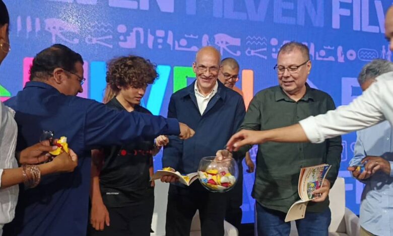 Ricardo Menéndez presentó su libro “Notas al pie del tropel de caballos” en Filven 2025