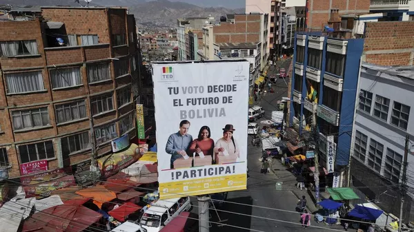 Abren los centros de votación en Bolivia para las elecciones generales | Video