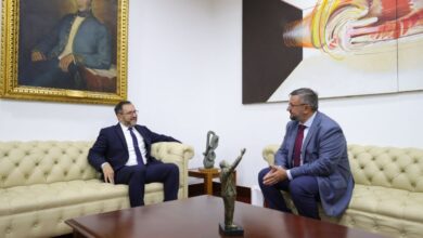 Venezuela y Rusia discuten oportunidades de intercambio académico y cultural