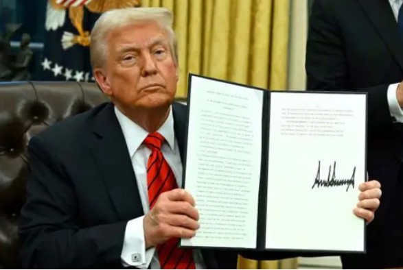 Trump impone nuevos aranceles a partir del 7 de agosto
