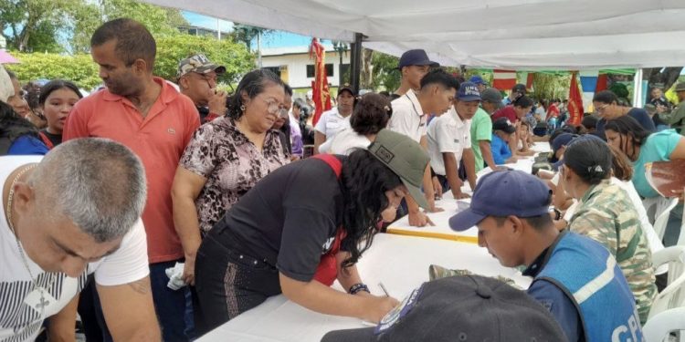 Presidente Maduro destaca masiva y ejemplar participación del pueblo venezolano en jornada de alistamiento