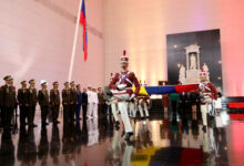 Venezuela conmemora 219 años del izamiento de la Bandera Nacional