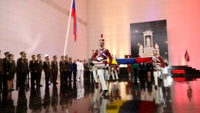 Venezuela conmemora 219 años del izamiento de la Bandera Nacional