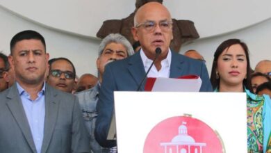 Parlamento venezolano repudia acciones injerencistas de EE. UU. y respaldan al presidente Maduro