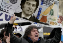 Milei apela al Tesoro para contener el dólar a días de elección clave en Argentina