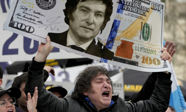 Milei apela al Tesoro para contener el dólar a días de elección clave en Argentina