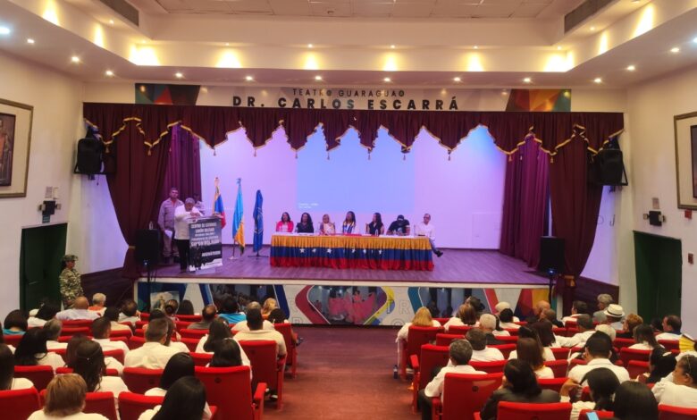 El CESB gradúa en Anzoátegui 298 defensores del pensamiento bolivariano