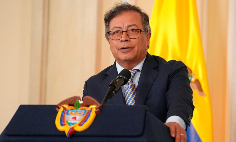 Petro advierte: "Una agresión contra Venezuela se extendería a toda la región"