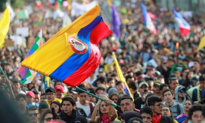 Marchan en Bogotá en apoyo a la soberanía y al poder constituyente