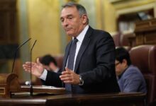 Figuras de la izquierda española descalifican concesión del Nobel a Machado