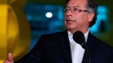 Petro denuncia ataque de EE. UU. a lancha colombiana en el Caribe