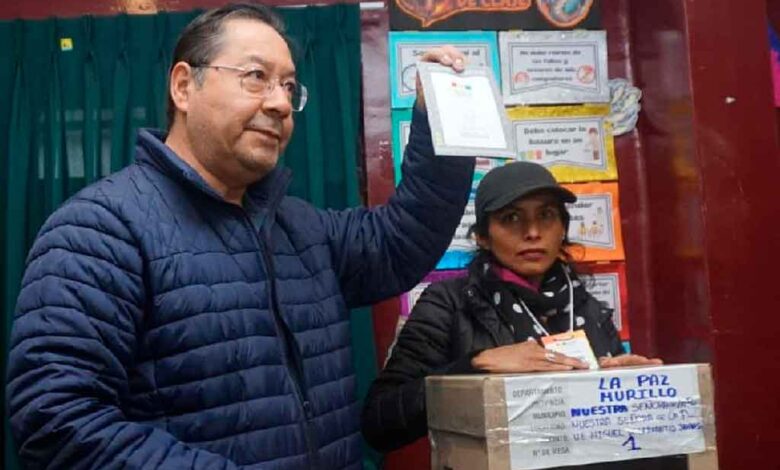 Presidente de Bolivia insta a respetar resultados de balotaje