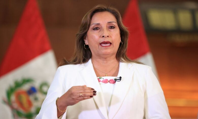 Congreso de Perú destituye a la impopular Dina Boluarte de la presidencia