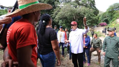 Presidente Maduro confirma desde la "Comuna El Topo" próxima Consulta Popular para el 23-N