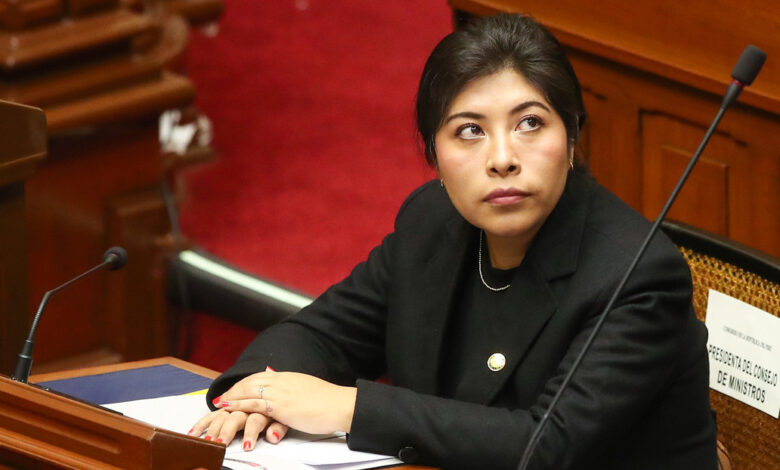 Fiscalía peruana pide prisión preventiva para Betssy Chávez asilada por México