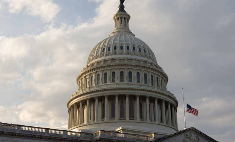 El Senado de EE.UU. vota a favor de poner fin al cierre del Gobierno