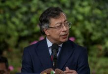 Presidente Petro denuncia que oposición controla al CNE en Colombia