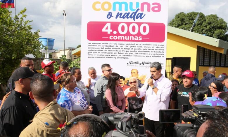 Presidente Nicolás Maduro develó la comuna 4.000 en Venezuela