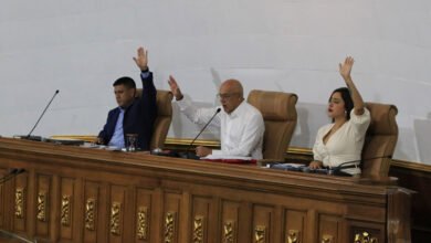 Parlamento venezolano prorroga por 15 años actividades de las empresas Boquerón y Petroperijá